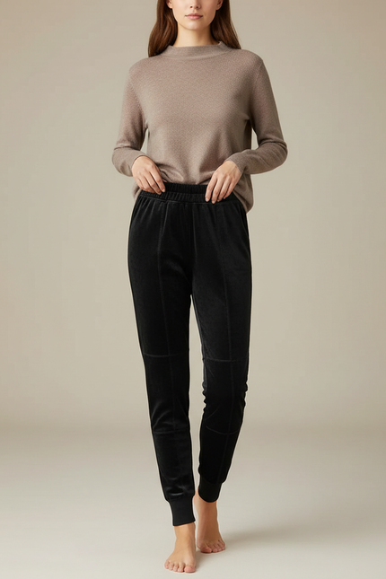 Pantalon Velours Noir Coupe Droite Confortable Femme