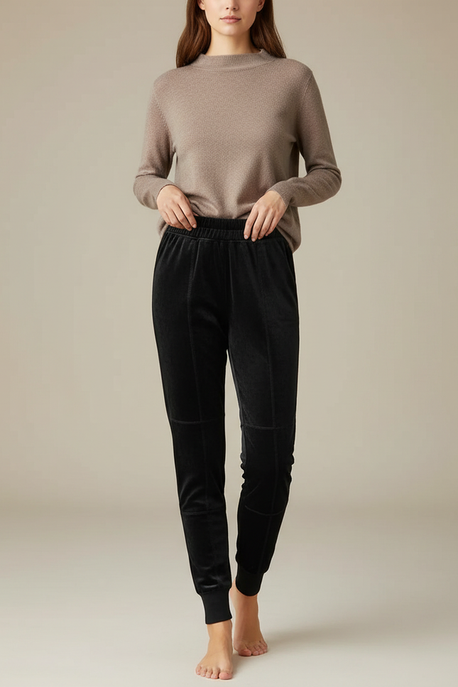 Pantalon Velours Noir Coupe Droite Confortable Femme